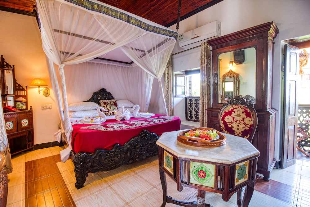 

Milano - Mbweni - Tembo House Hotel