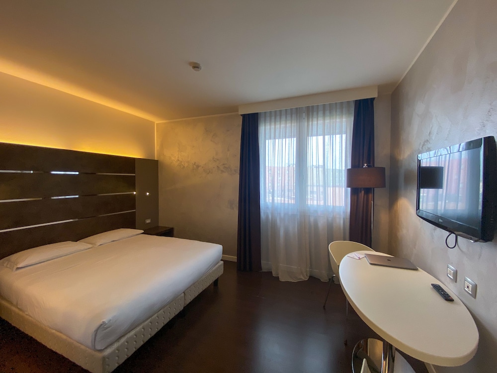 

Roma - Ceggia - CAVALLO Hotel Noventa di Piave