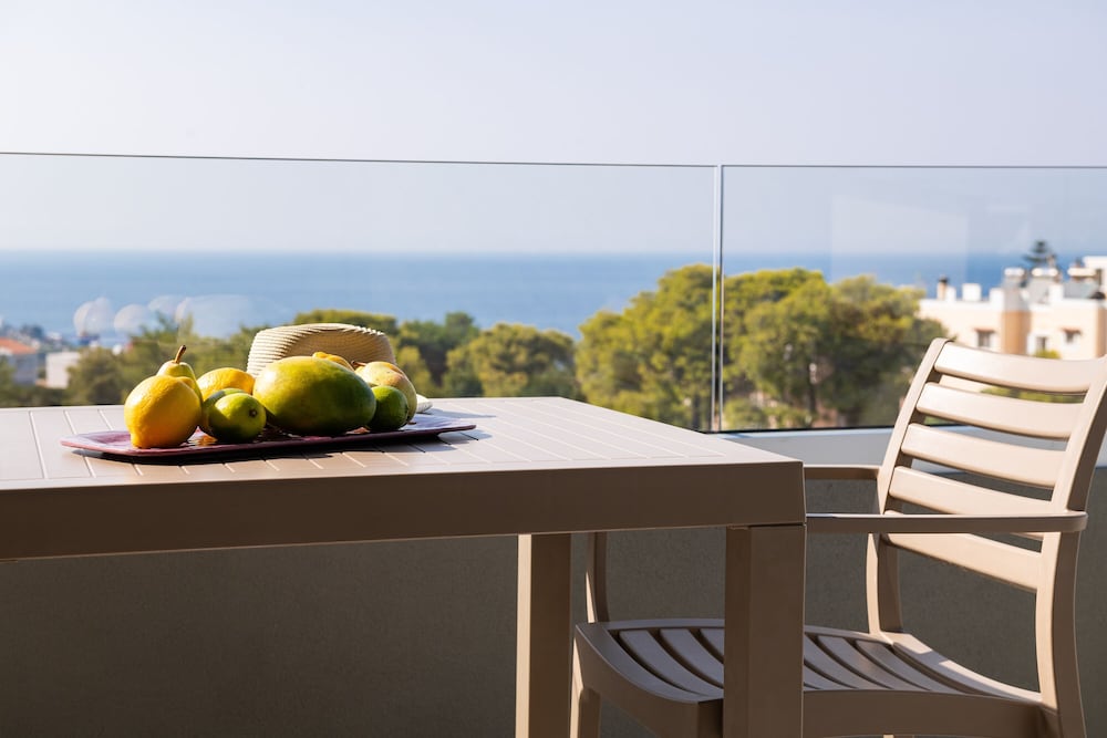 

Firenze - Stavros - Heliades Residence