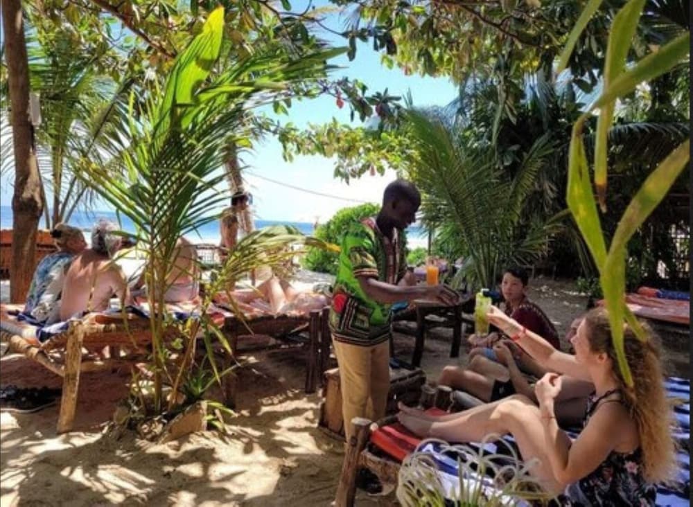 

Milano - Kiwengwa - Sipano Beach Lodge
