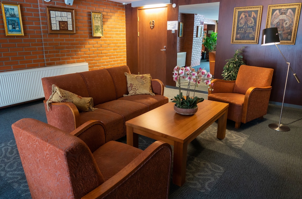 

Bologna - Tallinn - Tähetorni Hotel