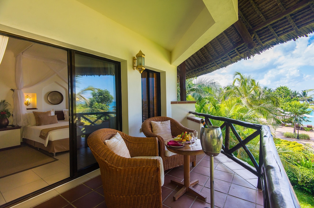 

Milano - Mangapwani - Sea Cliff Resort & Spa