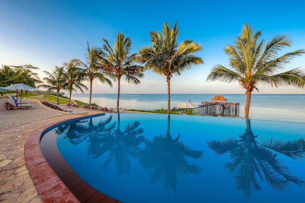 

Roma - Mangapwani - Sea Cliff Resort & Spa