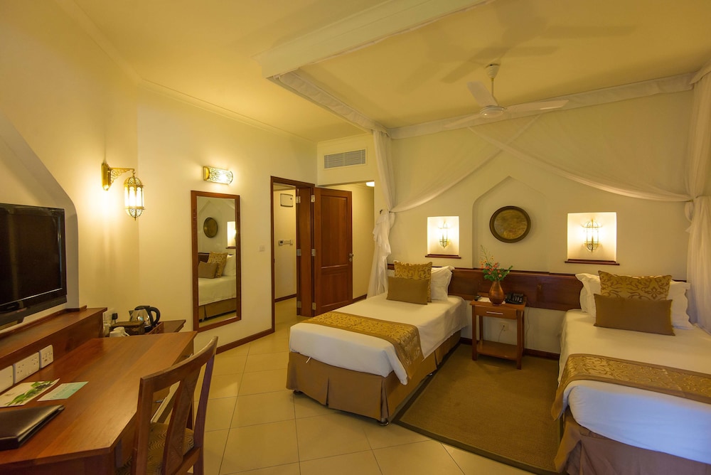 

Torino - Mangapwani - Sea Cliff Resort & Spa