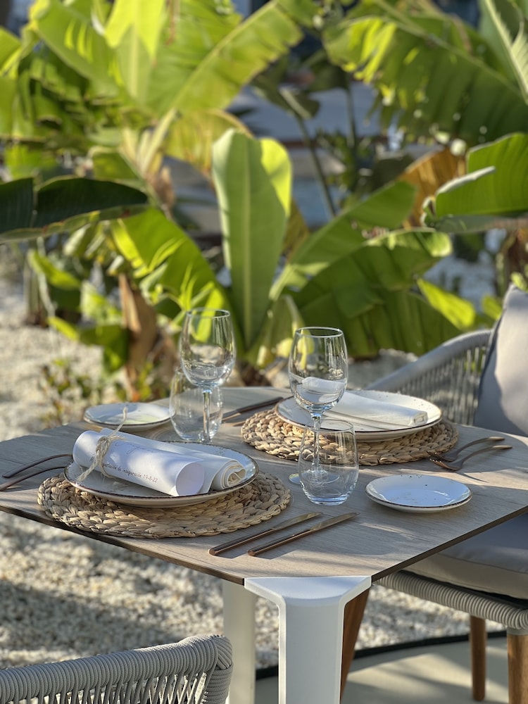 

Roma - Retamar - Cabogata Beach Hotel