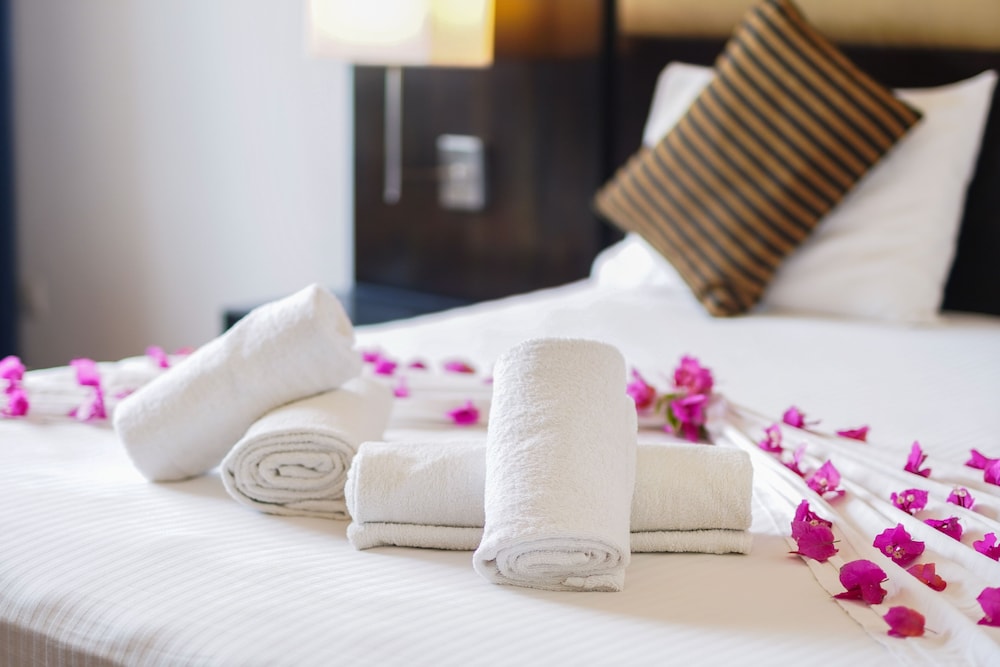 

Roma - Hambantota - Peacock Beach Resort & Spa