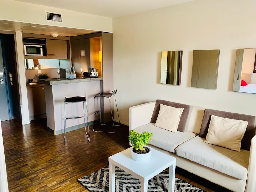 

Venezia - Roissy-en-France - Standing Hotel Suites by Actisource