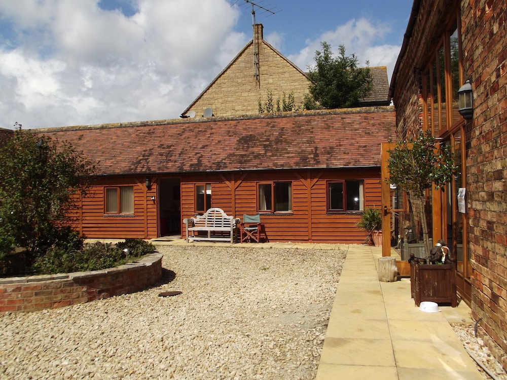 

Venezia - Broadway (Worcestershire) - Bridge Farm Holiday Cottages