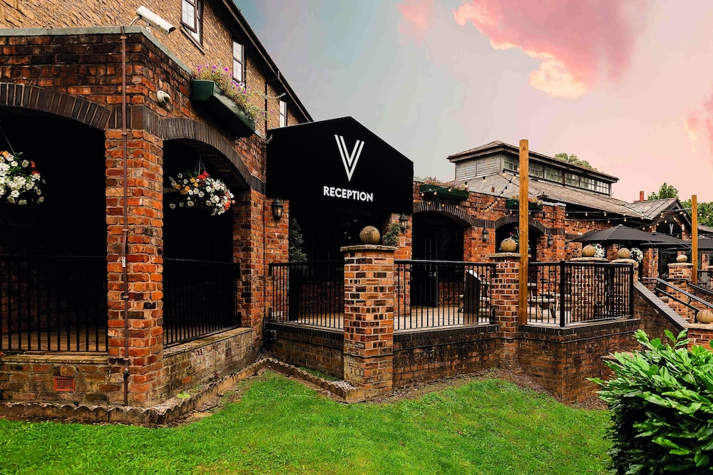 

Roma - Liverpool - Village Hotel Liverpool