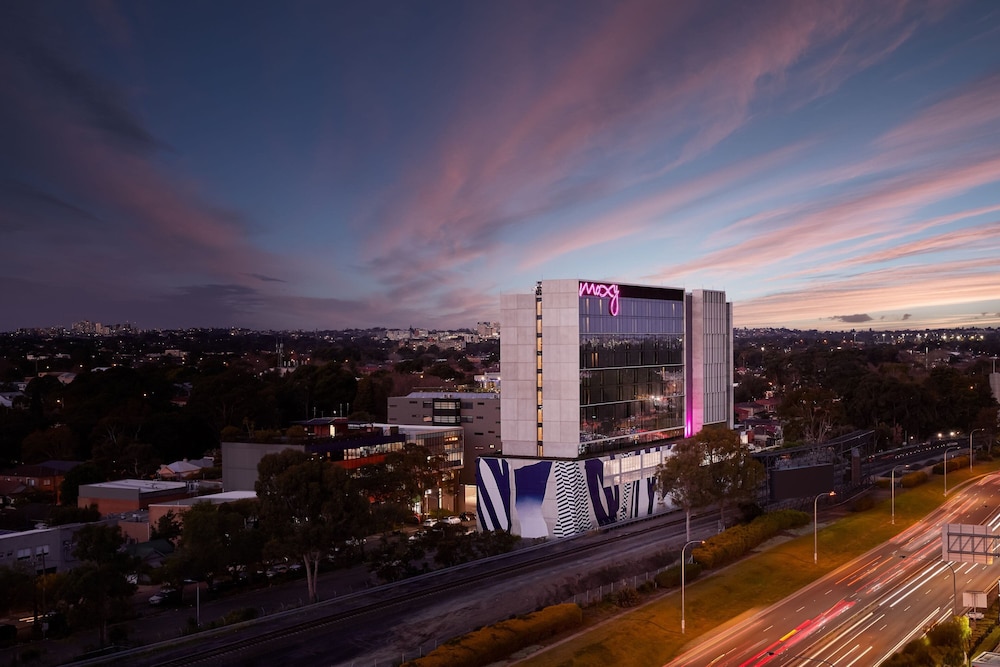 

Roma - Sydney - Moxy Sydney Airport