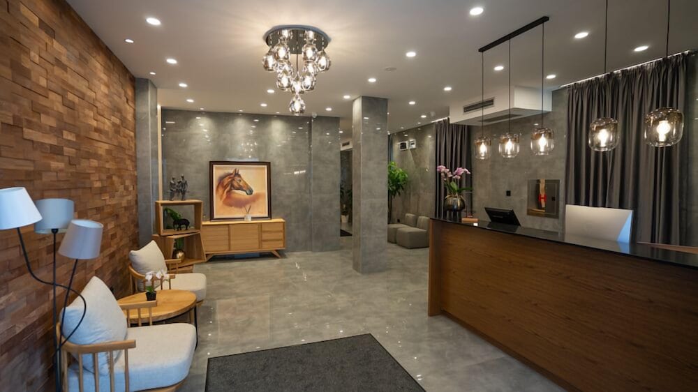 

Roma - Surčin - KAME HOTEL BELGRADE
