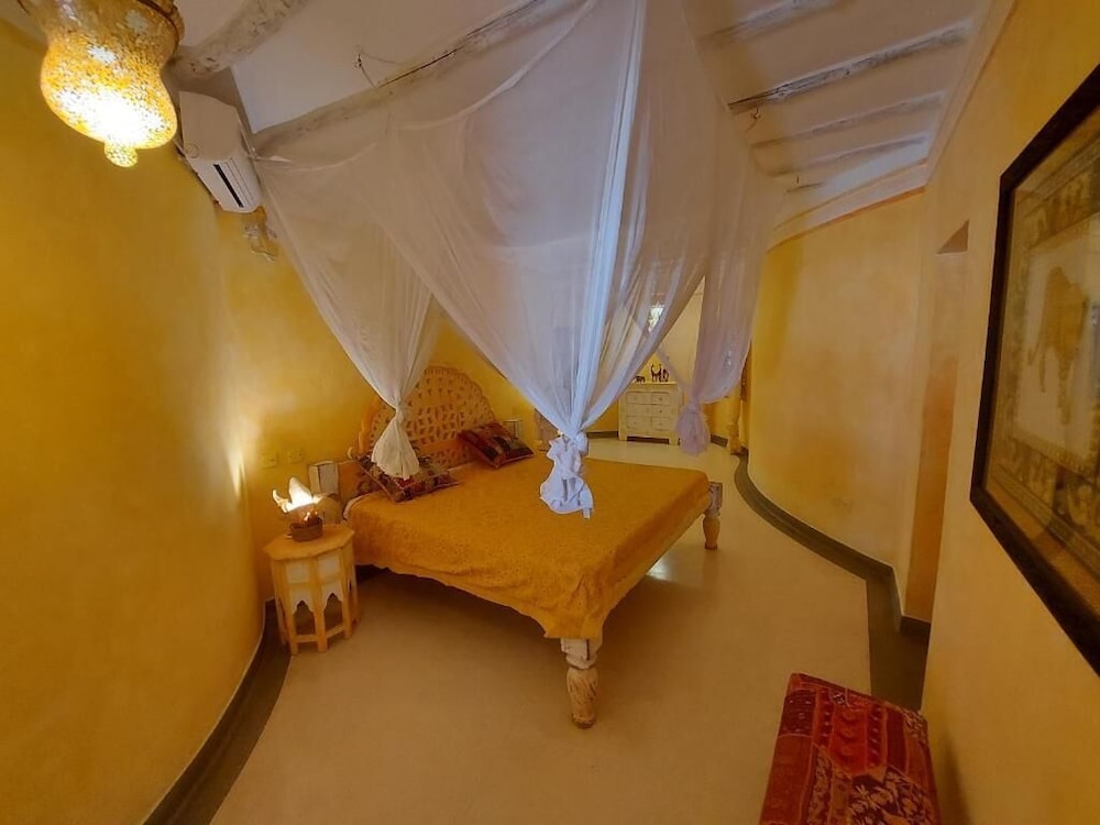 

Verona - Mambrui - Ndoto Boutique Hotel