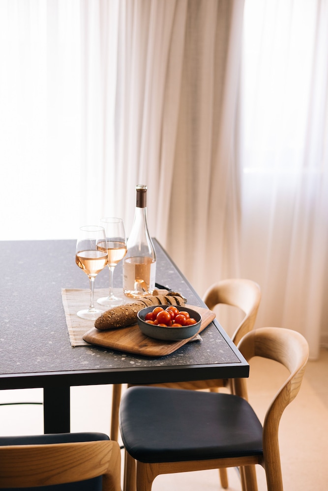 

Genova - Plakias - Mirthea Suites
