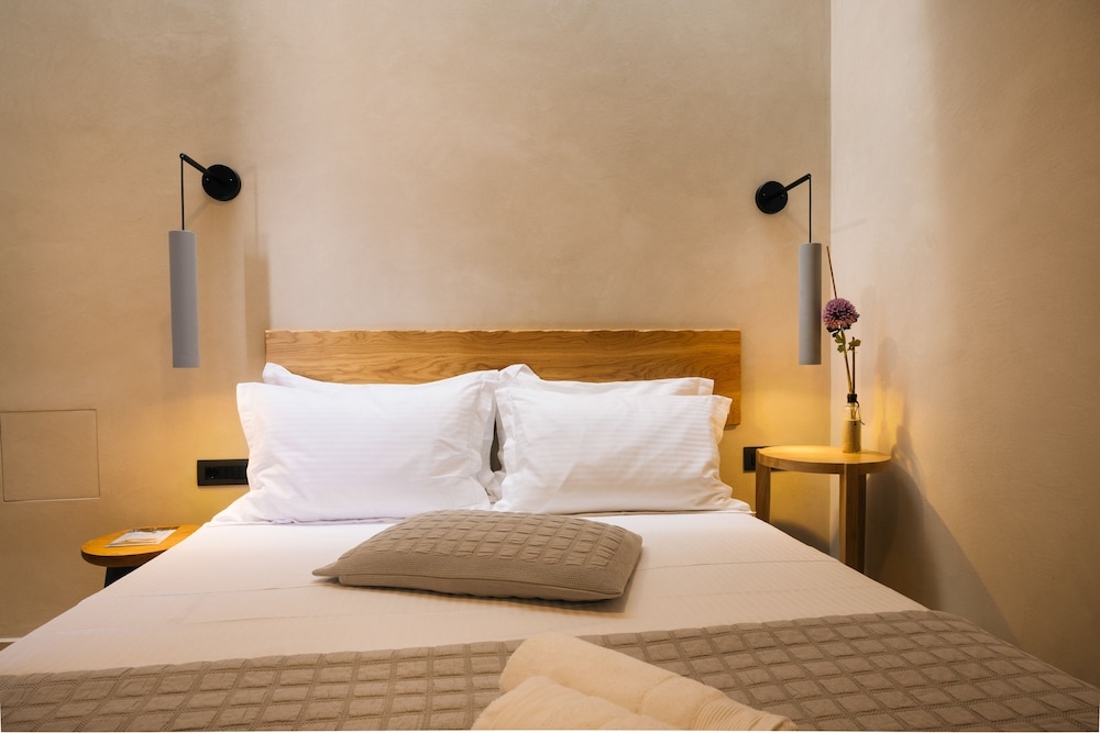 

Bologna - Plakias - Mirthea Suites