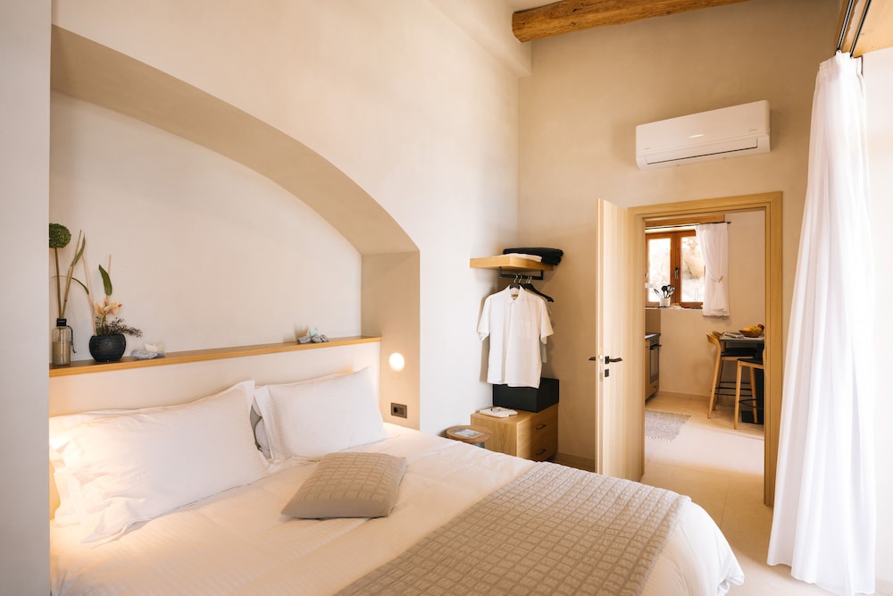 

Milano - Plakias - Mirthea Suites