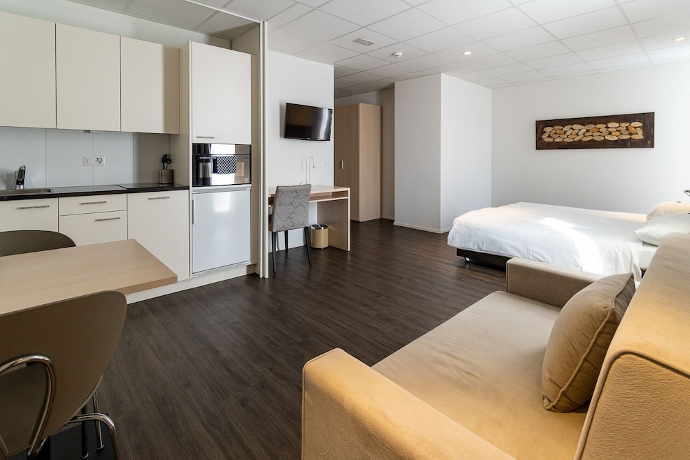

Roma - Berna - Los Lorentes Hotel Bern Airport