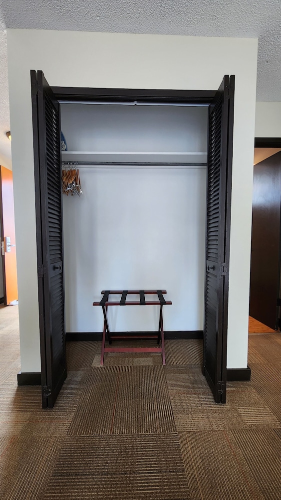 

Bari - Honolulu - Stay Hotel Waikiki