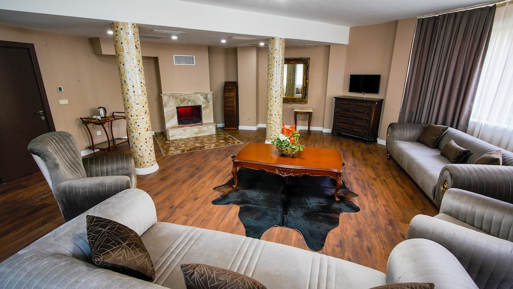 

Torino - Büyükçekmece - Gardan Hotel