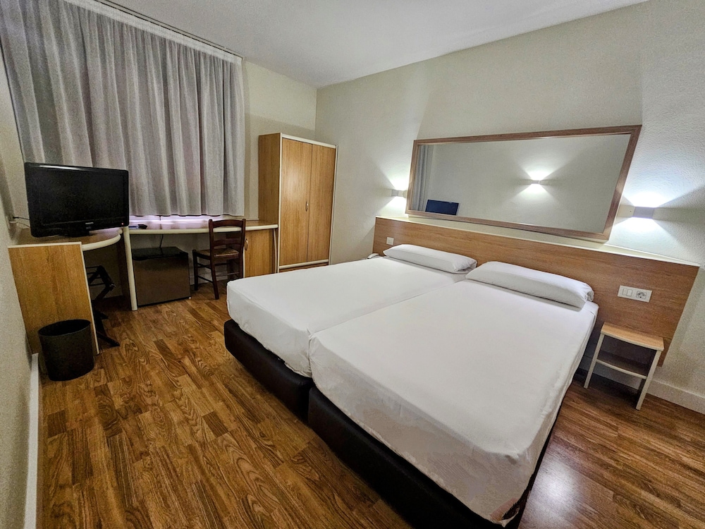 

Roma - Elche - Hotel YIT Ciudad de Elche