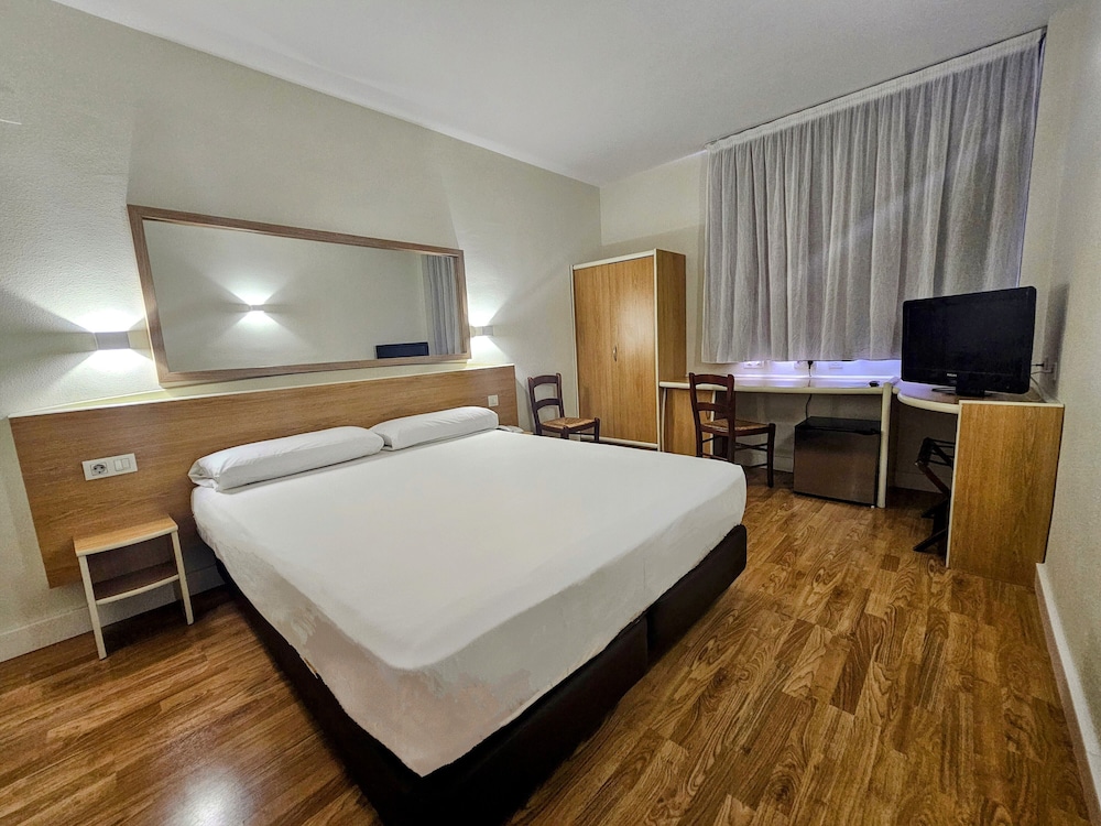 

Roma - Elche - Hotel YIT Ciudad de Elche