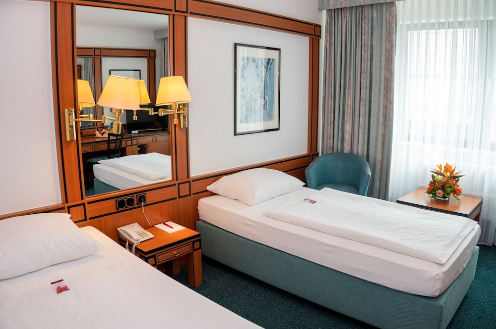 

Roma - Maintal - Hotel Amadeus Frankfurt