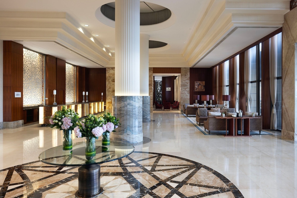 

Roma - Ruwī - Sheraton Oman Hotel
