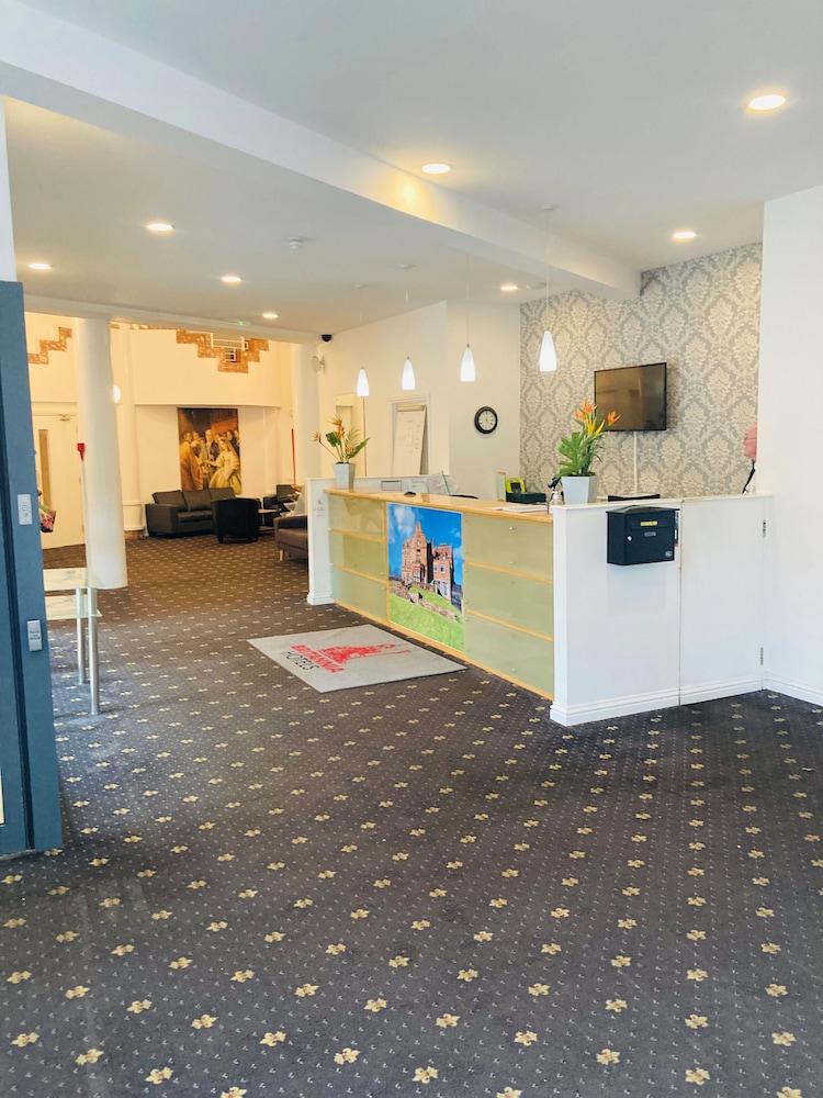 

Bologna - Ayr - Adamton Country House Hotel