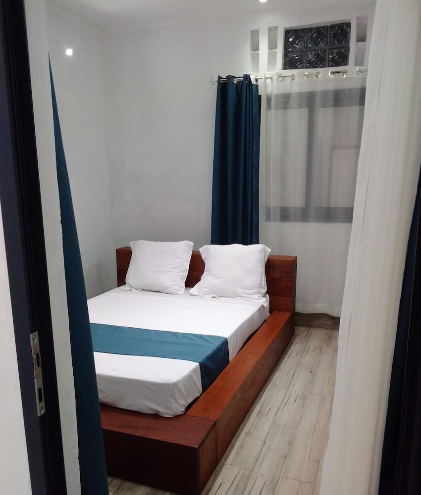 

Milano - Toamasina - Espace le Majestic Toamasina