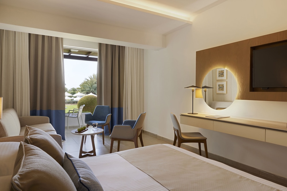 

Roma - Pyrgos - Mediterranean Beach Hotel