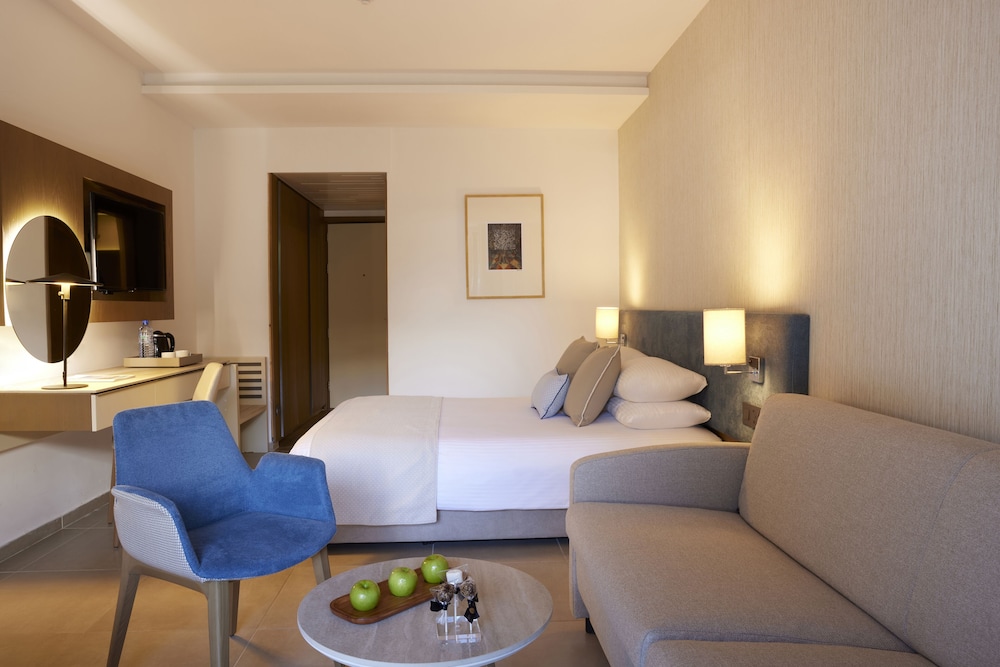 

Milano - Pyrgos - Mediterranean Beach Hotel