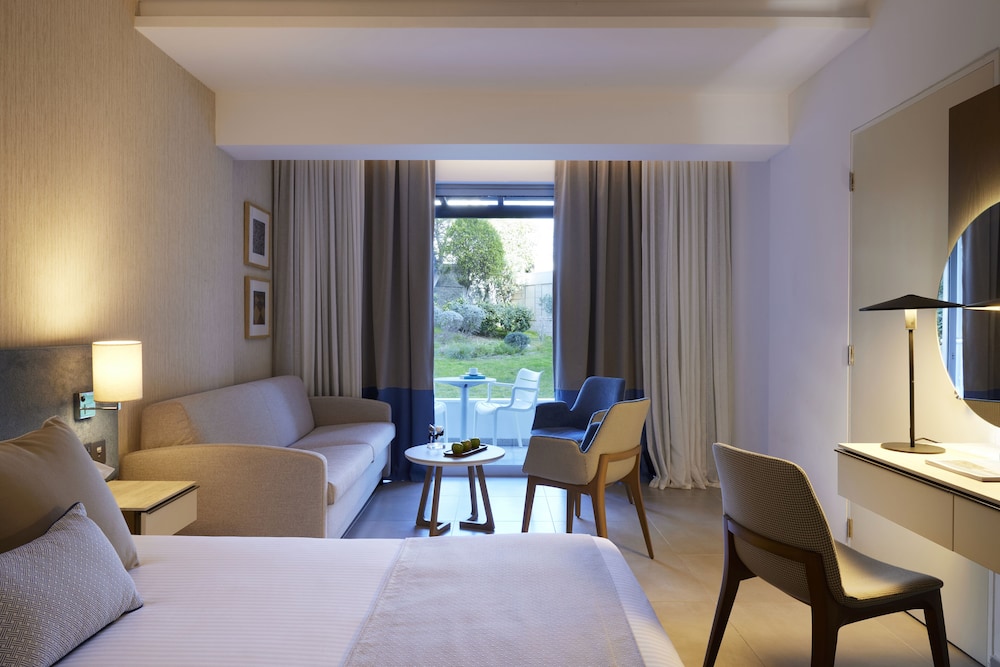 

Roma - Pyrgos - Mediterranean Beach Hotel