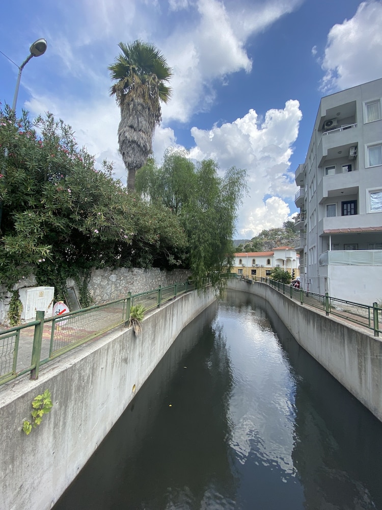 

Firenze - Marmaris - Özcan Otel