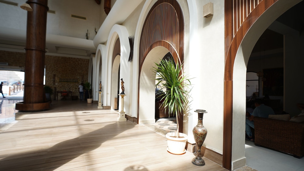 

Milano - Coraya Bay - Amarina Jannah Resort & Aqua Park