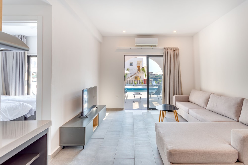 

Milano - Ayia Napa - Zoi ayia Napa hotel
