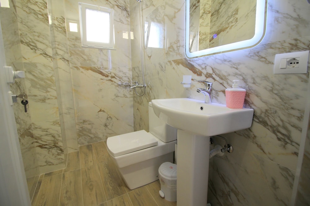 

Venezia - Ksamil - Hotel Four Islands
