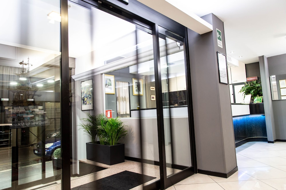 

Napoli - Milano - Hotel Berlino