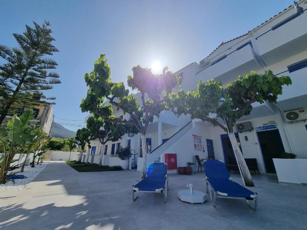 

Lamezia Terme - Kalyves - Leonidas Studios & Apartments