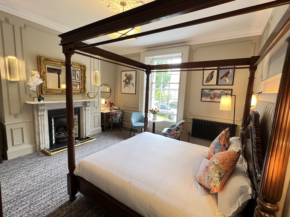 

Roma - Dun Laoghaire - Waterloo Town House & Suites