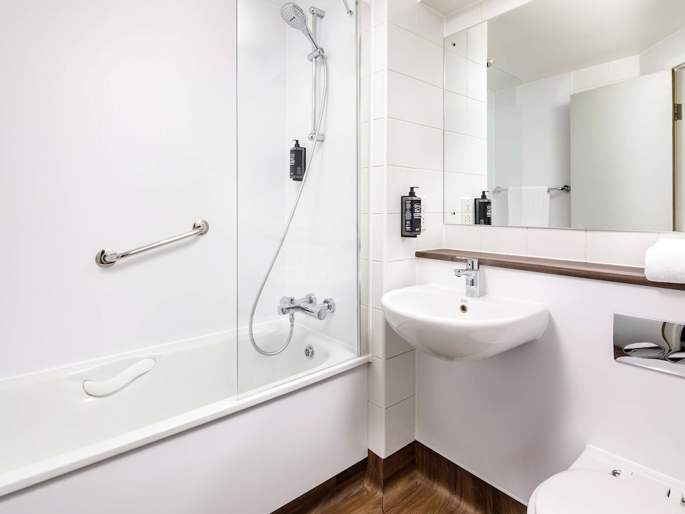 

Milano - Staines - ibis budget London Heathrow Central