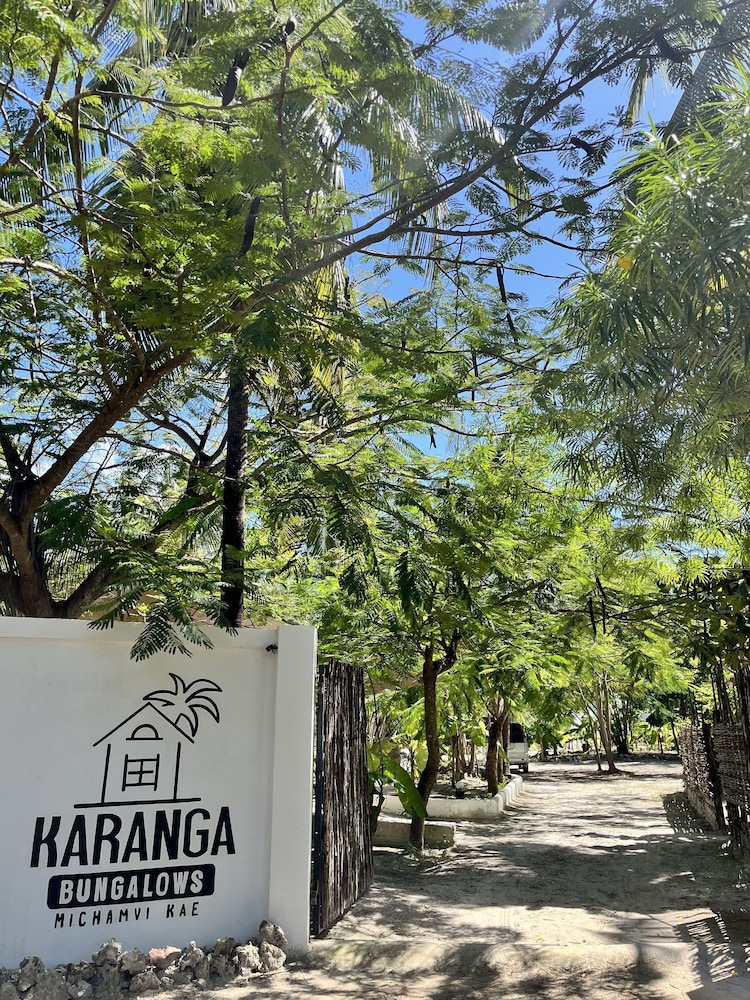 

Catania - Michamvi - Karanga Bungalows