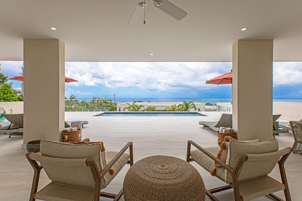 

Milano - Speightstown - Villa Nomade
