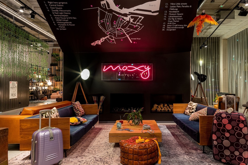 

Milano - Landsmeer - Moxy Amsterdam Houthavens