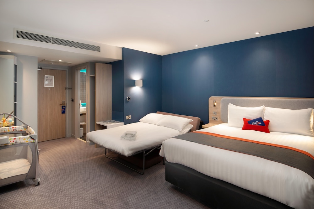 

Roma - Shepperton - Holiday Inn Express London Heathrow T4