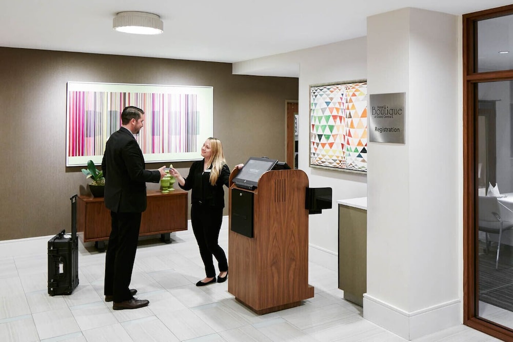 

Venezia - New York - Aeroporto La Guardia - Hotel Boutique at Grand Central