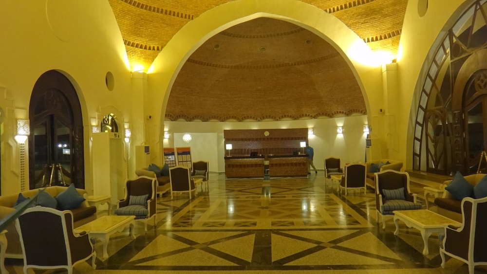 

Torino - Abū Ghuşūn - Shams Alam Beach Resort