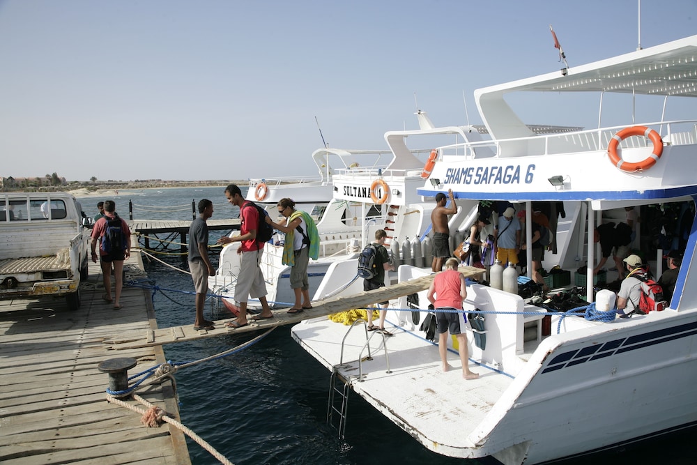 

Napoli - Abū Ghuşūn - Shams Alam Beach Resort