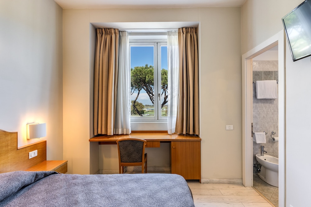 

Catania - Ostia Lido - Hotel Isola Sacra Rome Airport