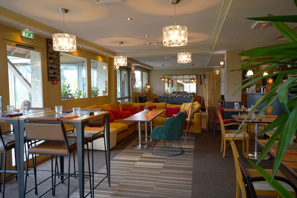 

Verona - Maubeuge - Best Western l'Atelier 117
