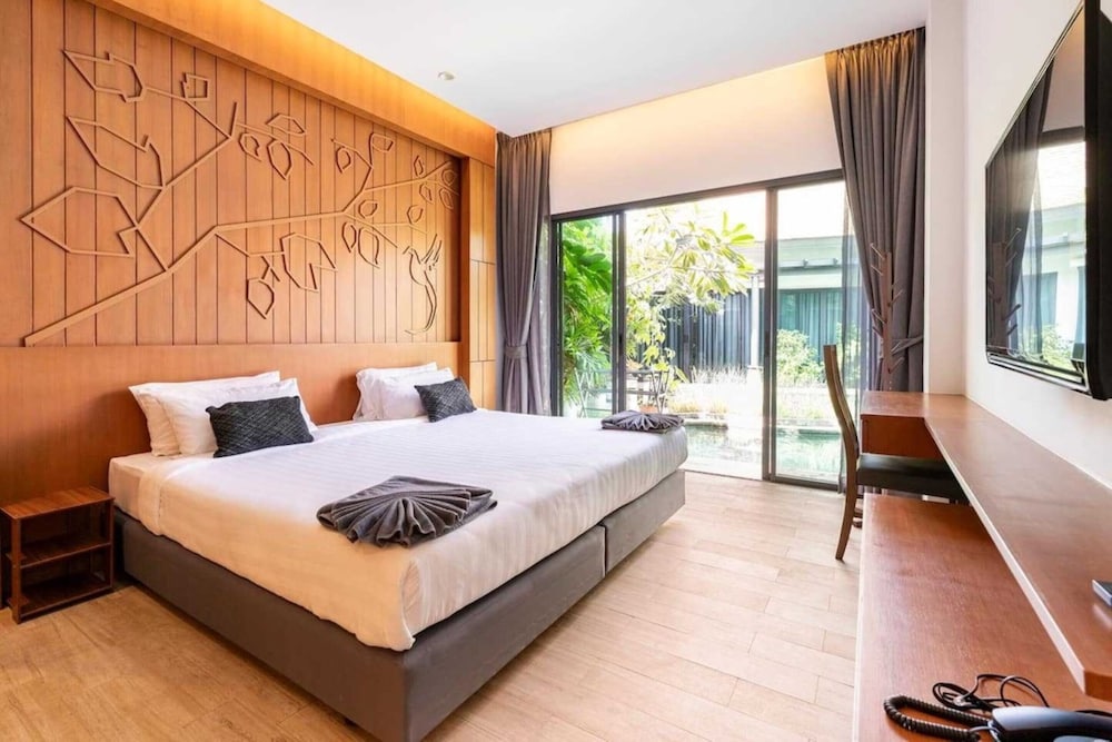 

Bari - Rawai Beach - Tajh Pool Villas