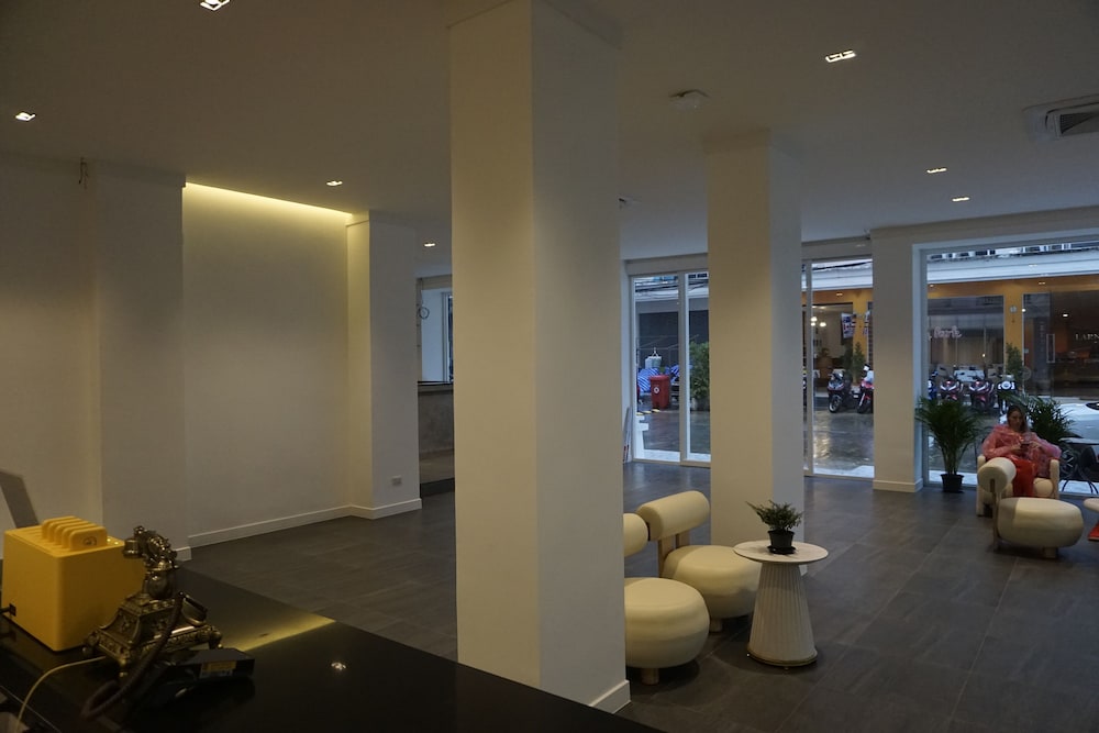 

Milano - Kathu - Blue Skyline Hotel